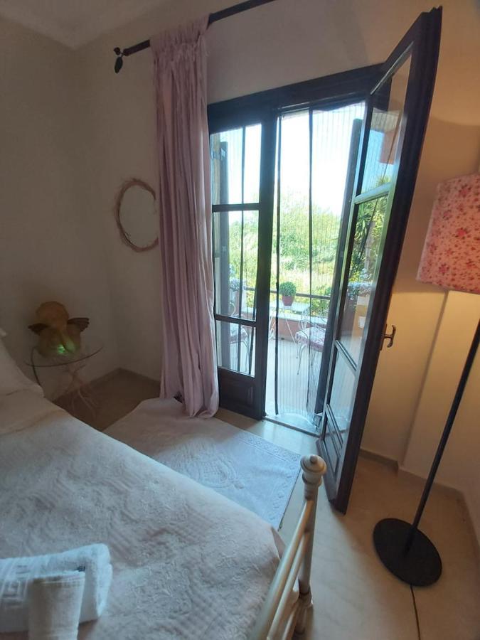 Eugenia Apartment Perama  Luaran gambar