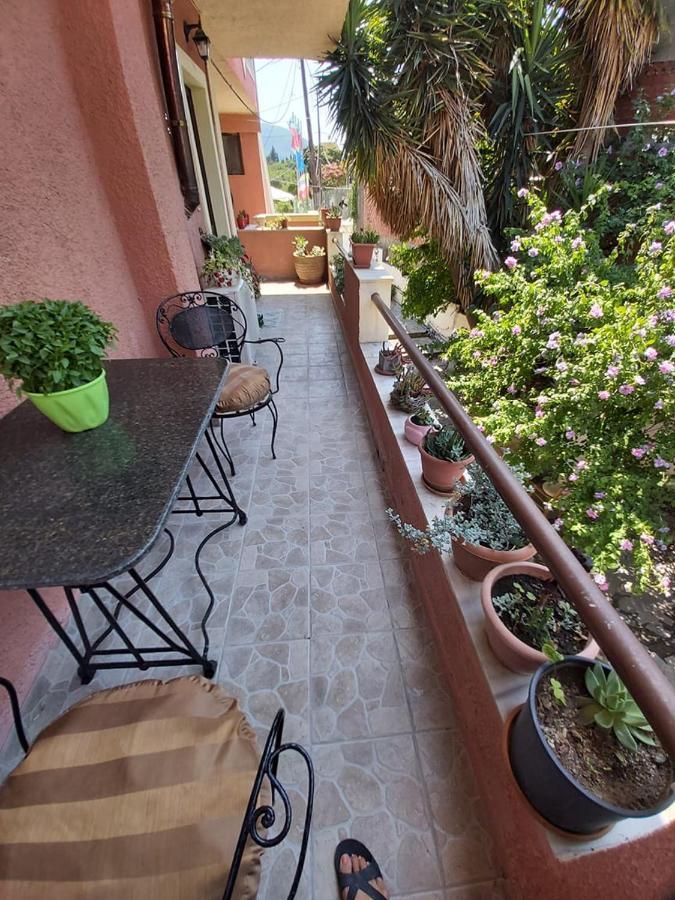 Eugenia Apartment Perama  Luaran gambar