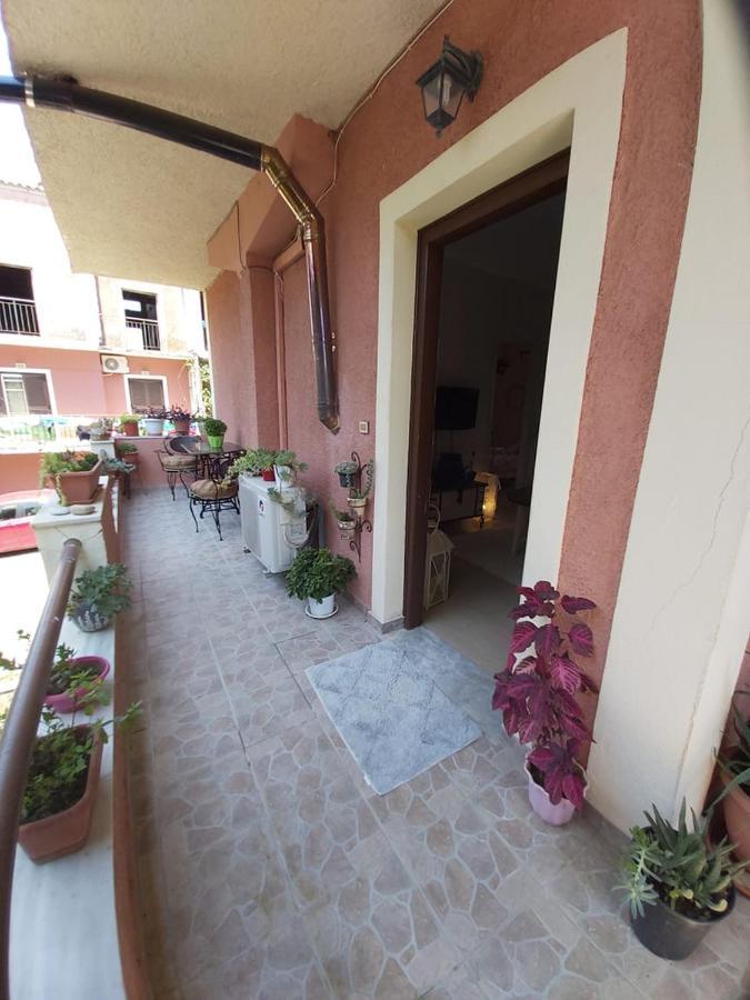 Eugenia Apartment Perama  Luaran gambar
