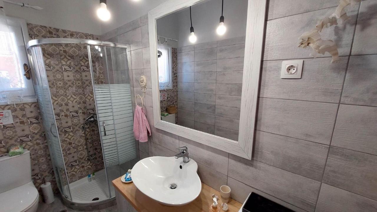 Eugenia Apartment Perama  Luaran gambar